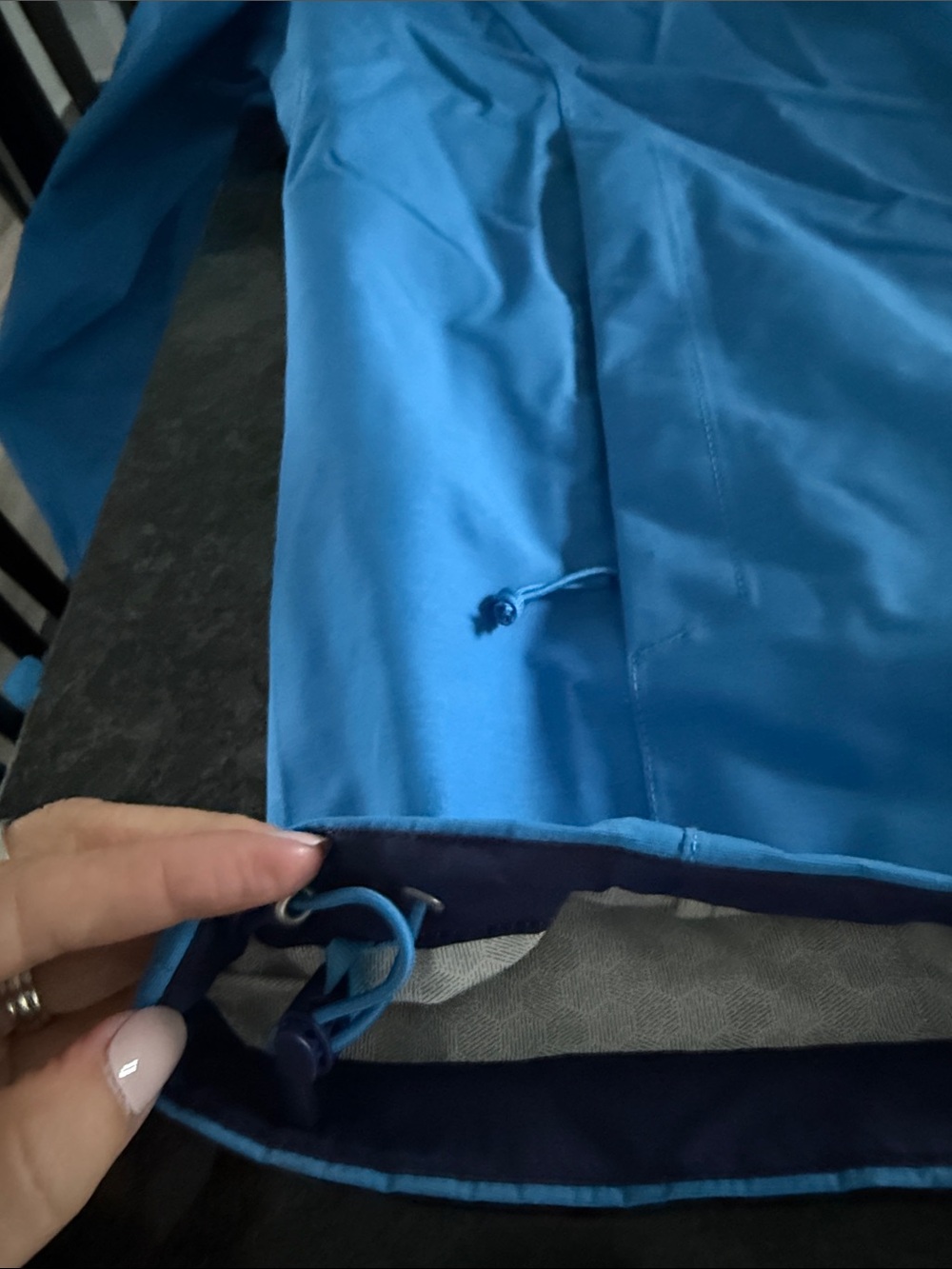 The North Face Bright Blue Hooded Shell Jacket - Like New - Picture 7 of 12